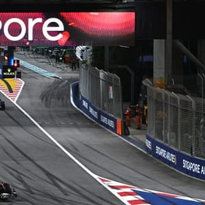 Shop Online Formula 1 Singapore Airlines Singapore Grand Prix 2025 – Automotive Dubai Masala 6