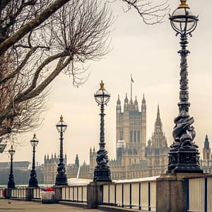 Shop Online Day Trip to Bath by Rail with Entry to Roman Baths – Sightseeing and Tours Dubai Masala 5