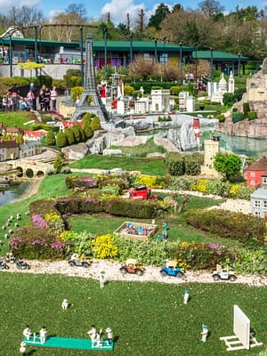Shop Online LEGOLAND Windsor (with optional transfers) – Theme Parks Dubai Masala