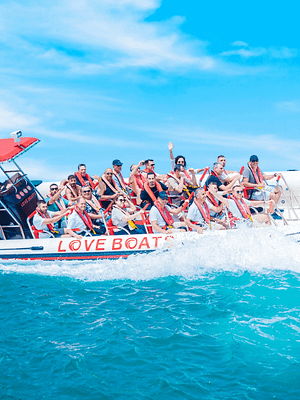 Shop Online Love Boats in Dubai – Boat Tours and Cruises Dubai Masala