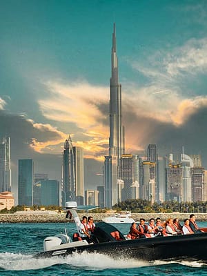 Shop Online Luxury Speed Boat Tour by The Black Boats – Extreme sports & adrenaline activities Dubai Masala