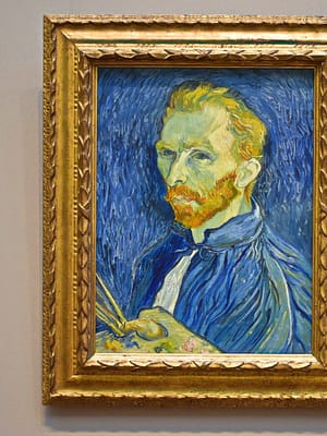 Shop Online National Gallery audio guided Tour – Museums Dubai Masala