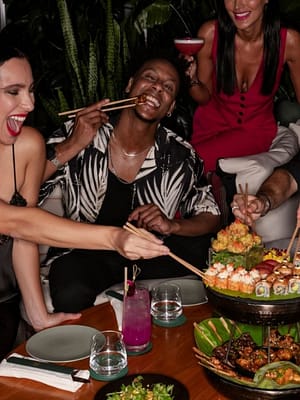 Shop Online Aura Skypool dinner and drinks – Brunches Dubai Masala