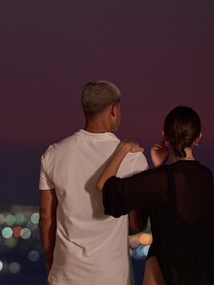 Dubai Masala Dubai's Desi Masala News, Gossips, Photos, Party Pics, Events and more AURA Evening Pool Experience – Recently Added Experiences Shop Online AURA Evening Pool Experience – Recently Added Experiences Dubai Masala