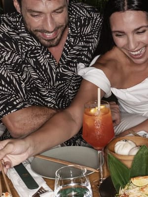 Dubai Masala Dubai's Desi Masala News, Gossips, Photos, Party Pics, Events and more AURA Skypool Dining Experience – Recently Added Experiences Shop Online AURA Skypool Dining Experience – Recently Added Experiences Dubai Masala