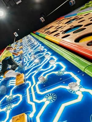 Dubai Masala Dubai's Desi Masala News, Gossips, Photos, Party Pics, Events and more Trampo Extreme at Dubai Mall at Trampo Extreme Dubai, Dubai, United Arab Emirates Shop Online Trampo Extreme at Dubai Mall at Trampo Extreme Dubai, Dubai, United Arab Emirates Dubai Masala